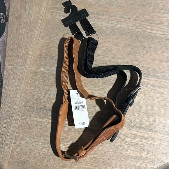 NWT Medium Wet Seal pack of 2 belts - Picture 1 of 3